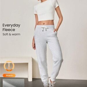 Glowmode Everyday Fleece Joggers-Light Grey-NWT